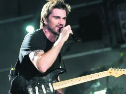 Juanes mantiene un claro compromiso no sólo con la música sino también con causas sociales. ESPECIAL  /