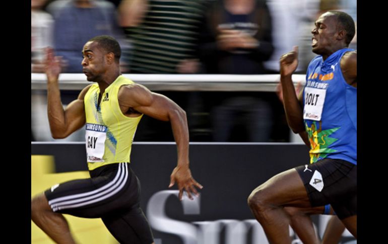 La diferencia entre Gay y Bolt fue casi mínima en la carrera. AP  /