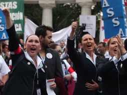 Integrantes de la ASSA se manifiestan en el Hemiciclo a Juárez, donde realizaron un mitin encabezado por su dirigente. EL UNIVERSAL  /