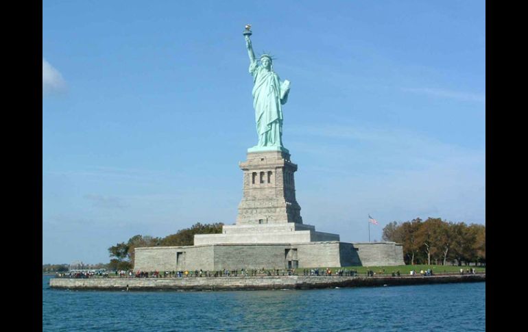 Se construirán dos nuevas salidas del monumento, así como un cortafuegos entre la estatua y el pedestal en el que descansa. ESPECIAL  /