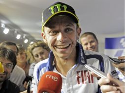 El italiano Valentino Rossi ofreció una rueda de prensa en República Checa. AP  /