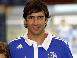 Raúl González está contento por estar con el Schalke 04. MEXSPORT  /