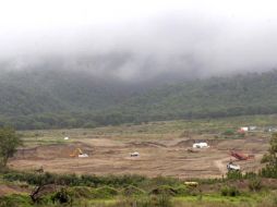 Aspecto del movimiento de tierras en el predio aledaño al Bosque de la Primavera. ARCHIVO  /