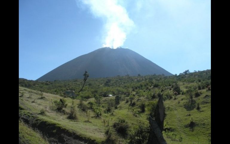 Las erupciones del Volcán de Pacaya, del 27 de mayo, uno de los problemas. ESPECIAL  /