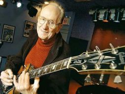 Les Paul falleció el 12 de agosto de 2009 a causa de una neumonía. ESPECIAL  /