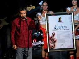 Juanes, una de las cartas fuertes de la ceremonina,  fue nombrado El artista de la década.  ESPECIAL  /