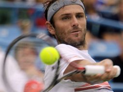 Mardy Fish eliminó contra todo pronóstico a Andy Roddick. AP  /