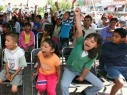 Se beneficiaron mil 38 alumnos de primaria, 12 alumnos de Secundaria y dos de preparatoria. ESPECIAL  /