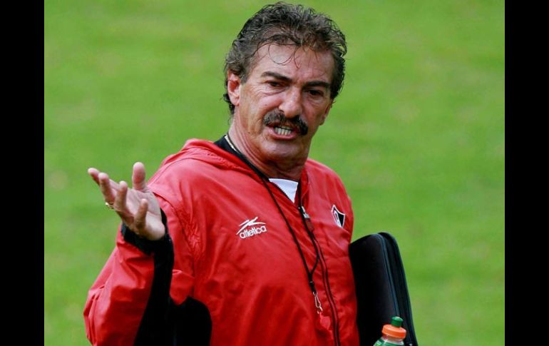 Ricardo La Volpe dirigió por primera vez al Atlas de 1997 a 2001. MEXSPORT  /