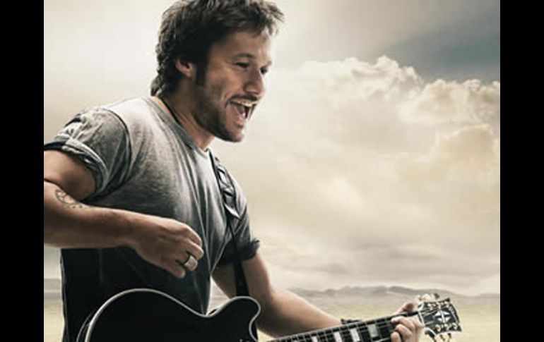 A pesar de la pena, el cantante continúa con la gira promocional de ‘Distinto’. DIEGOTORRES.COM  /