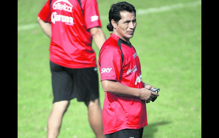 Benjamín Galindo participó ayer en el entrenamiento del equipo rojinegro. JAMMEDIA  /