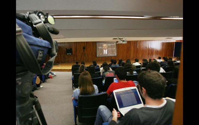 La comunidad universitario del Tec del Monterrey escuchó las palabras de Tony Blair. A. GARCÍA  /