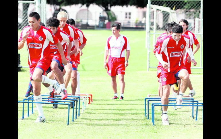 El Guadalajara se prepara para recibir a los Pumas el próximo sábado. CORTESÍA CLUB GUADALAJARA  /