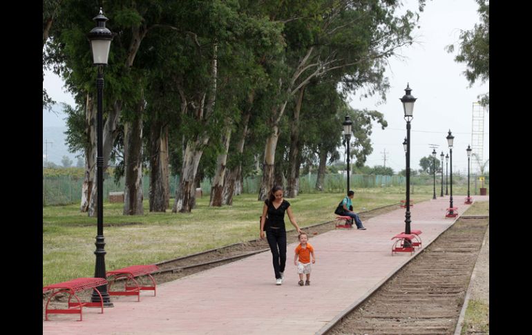 El gobernador de Jalisco se comprometió a la entrega de recursos para la conclusión de los trabajos. A. CAMACHO  /