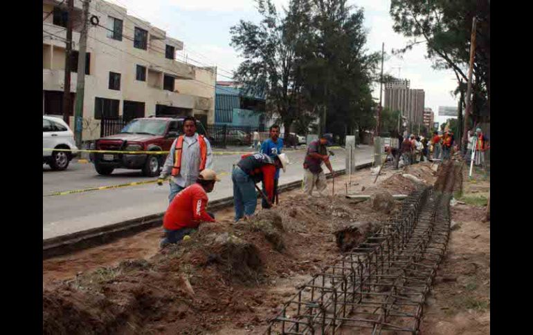 Continúan los trabajos para el Puente Matute Remus conforme a lo programado. A. HINOJOSA  /