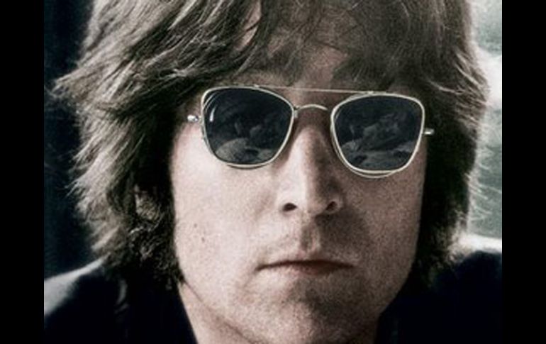 Lennon utilizó el lavabo durante su estancia de tres años en Londres. ESPECIAL  /