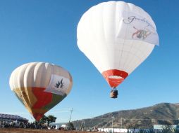 A la fecha se han realizado 100 paseos en globo que salen desde Amatitán para recorrer el paisaje agavero de Jalisco. ARCHIVO  /