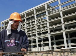 Ayer el Ayuntamiento de Zapopan determinó entregar para la construcción del Centro Cultural Universitario 60 millones de pesos. ARCHIVO  /