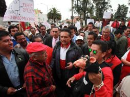 Integrantes del Sindicato Mexicano de Electricistas realizaron una manifestación la semana pasada en el DF. EL UNIVERSAL  /