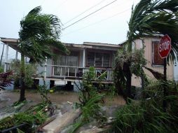 Los organismos de socorro de República Dominicana emitieron una alerta para toda la Costa Este. AP  /