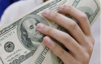 Hasta en  pesos cierra dólar en la República | El Informador