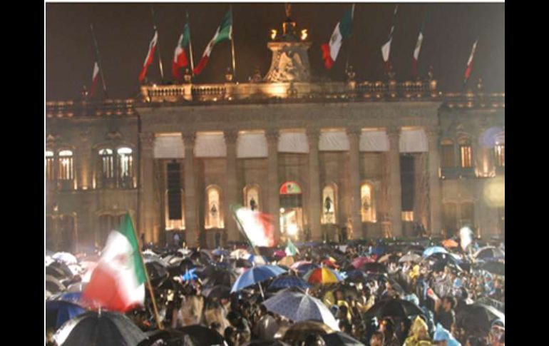 La noche del 15 de septiembre se realizará una verbena popular y la ceremonia del Grito de la Independencia en NL. ESPECIAL  /