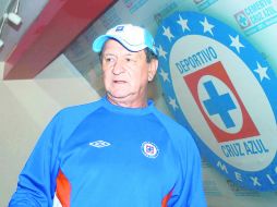 Enrique Meza, entrenador del Cruz Azul. MEXSPORT  /