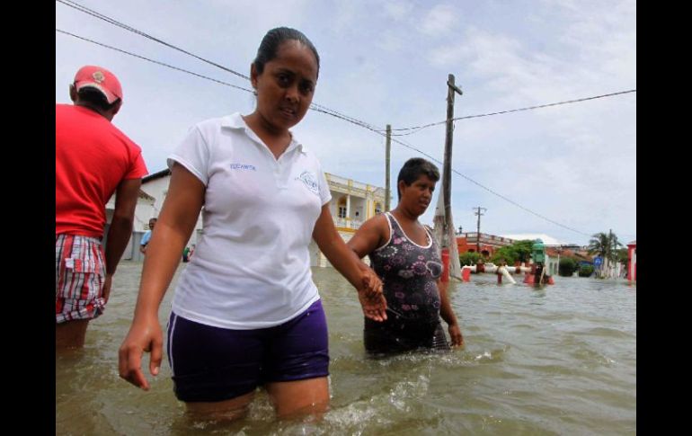 Desde hace dos semanas las lluvias azotan la entidad y han dejado al menos siete muertos. EFE  /