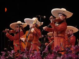 La actuación del Mariachi Femenil Nuevo Tecalitlán fue de las más esperadas anoche en el Degollado.  S. NÚÑEZ  /