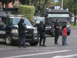 La vigilancia frente a las instalaciones de la SIEDO continúan, ya que sigue declarando Edgar Valdez Villareal La Barbie. NTX  /