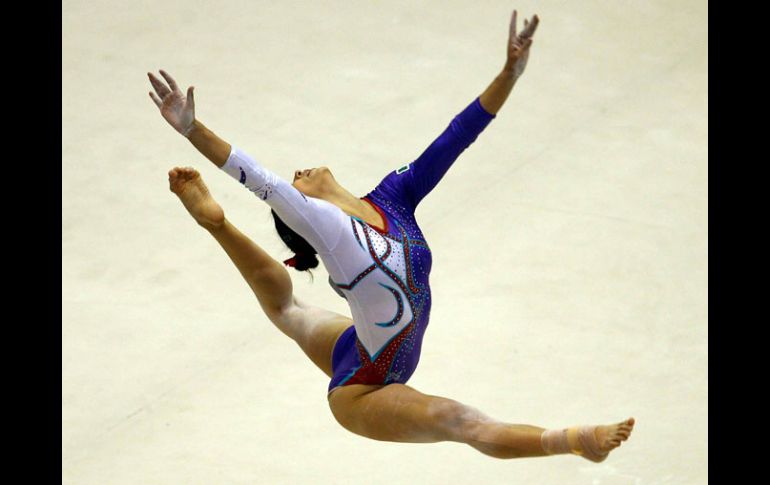 Maricela Cantú del equipo mexicano de gimnasia artística femenil. MEXSPORT  /