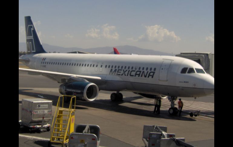 Mexicana de Aviación  continúa en tierra. ESPECIAL  /