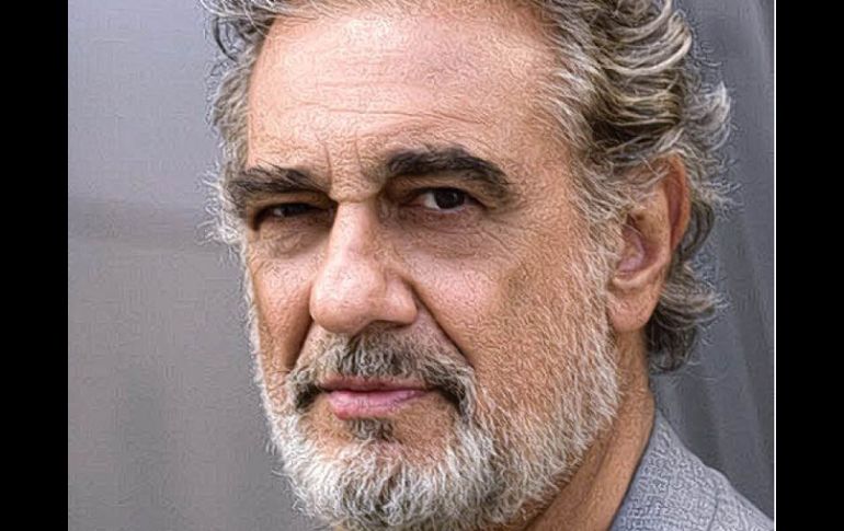 Placido Domingo entró a la casa de miles de personas a través de las pantallas de televisión. ESPECIAL  /