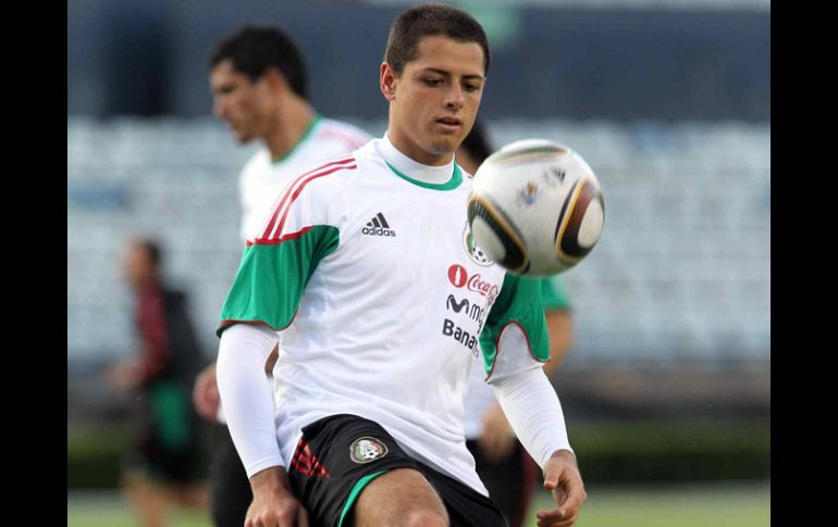 Javier ''Chicharito'' Hernández, durante un entrenamiento de la Selección Mexicana. MEXSPORT  /