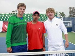 Vasek Pospisil, (izq.) Eduardo Orozco (centro) y  Jordan Cox durante la presentación de Abierto de Tenis de Guadalajara.  E. PACHECO  /