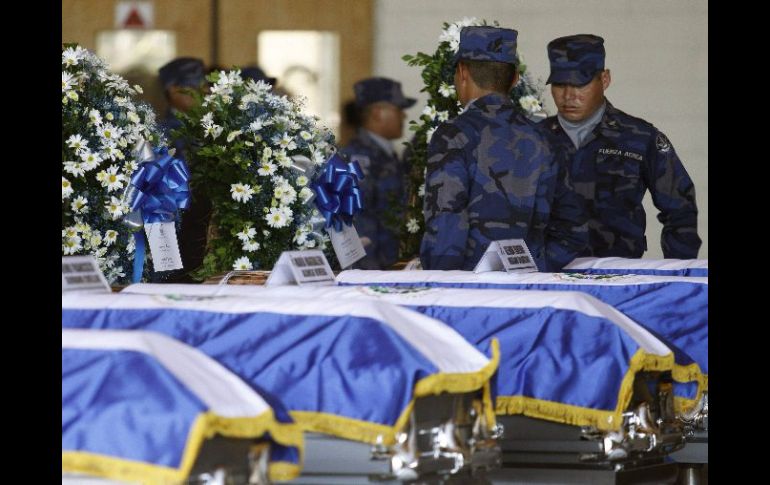 Los cuerpos de 11 salvadoreños regresaron al país la semana pasada luego de ser hallados en Tamaulipas. REUTERS  /