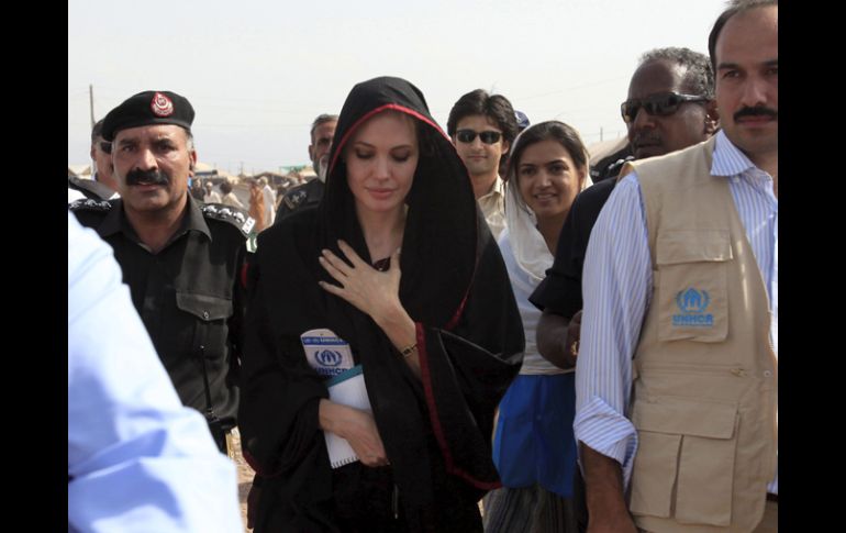 Angelina dijo estar muy conmovida ante la situación que viven los paquistaníes. REUTERS  /