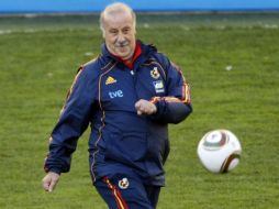 Vicente del Bosque durante un entrenamiento con la Selección española. EFE  /