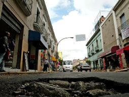 El recurso de la deuda se invertiría en la repavimentación de 33 avenidas. ARCHIVO  /