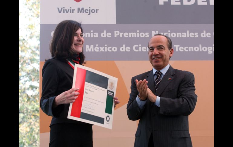 La doctora Mayana Zatz, durante la entrega del Premio México de Ciencia y Tecnología 2008. ESPECIAL  /