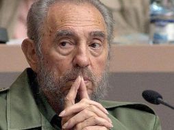 Imagen de archivo de Fidel Castro en una de sus más recientes apariciones, el pasado mes de julio, en La Habana. AP  /