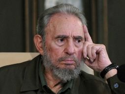 Fidel Castro durante la presentación de su segunda autobiografía, en la Universidad de La Habana. REUTERS  /