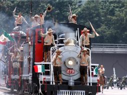 Los militares representaron distintos momentos de la historia de México. NTX  /