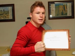 'Canelo' recibe galardón de Boxeo Jalisco 2009. MEXSPORT  /