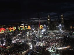 El Presidente Felipe Calderón dio el Grito del Bicentenario de la Independencia. EFE  /