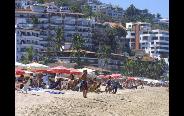 Los destinos turísticos, como las playas, serán las mayormente beneficiadas por la visita de turistas. ARCHIVO  /