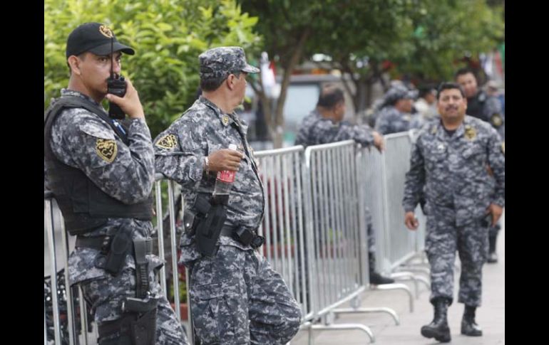 Aspecto del cerco de seguridad que implementara Policía del Estado el día de ayer, en el Primer Cuadro tapatío. S. NÚÑEZ  /