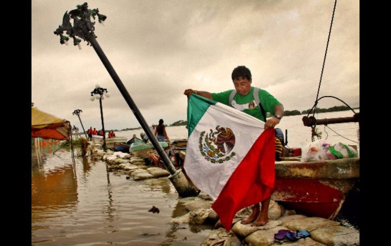 Los habitantes de Veracruz apenas se recuperan del golpe de las lluvias de hace dos semanas. EFE  /