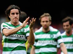 Efraín Juárez durante un partido con el Celtic. MEXSPORT  /