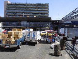 La falta de consensos entre comerciantes y dirigentes del Mercado de Abastos no ha deja prosperar proyectos. E. BARRERA  /